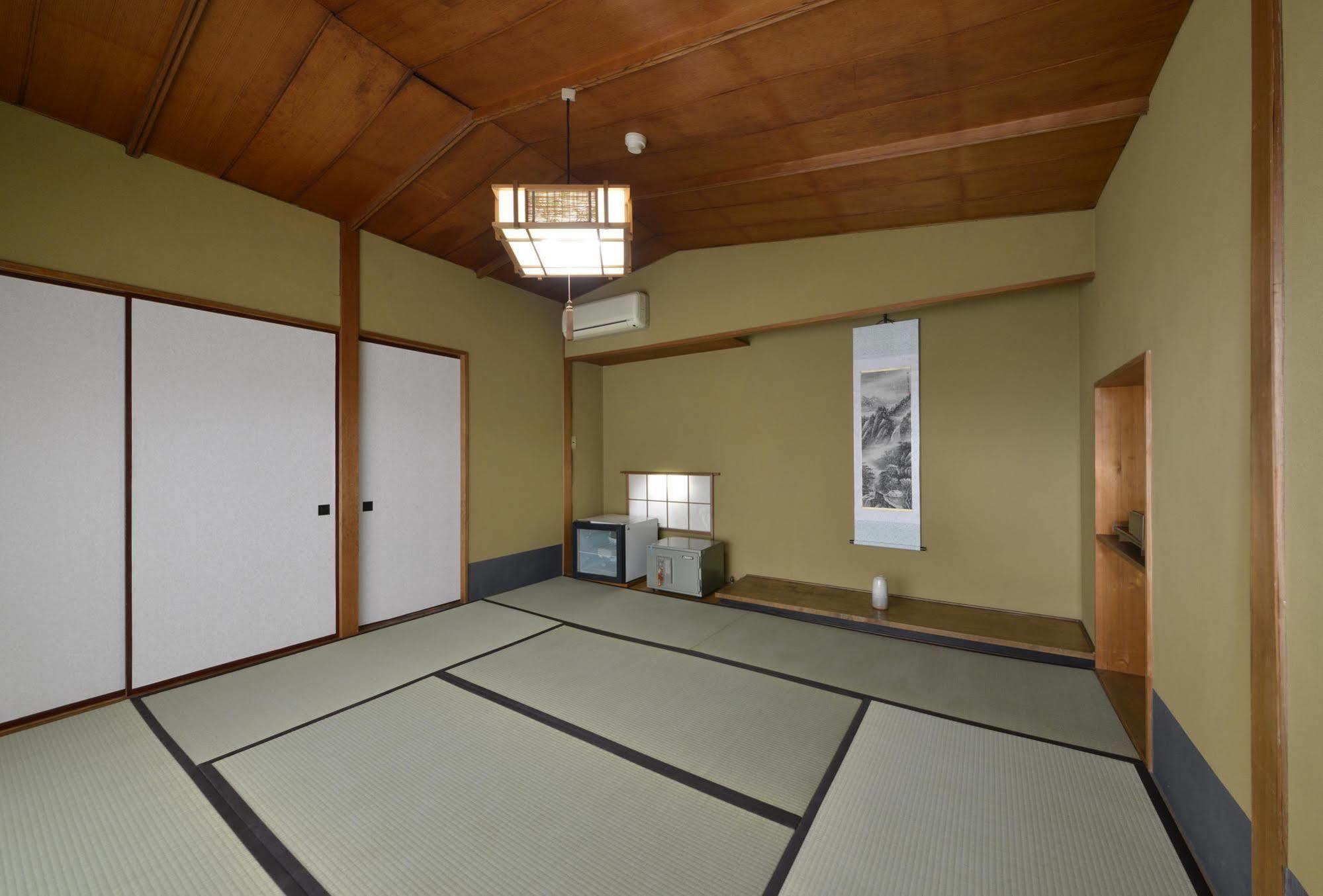 Zen Hostel Yamanouchi  Bagian luar foto